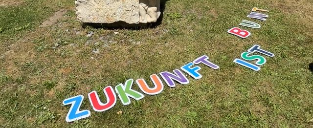 Das St. Josefshaus in Herten kann sich über 22.000 Euro freuen - Grün-Schwarz unterstützt Sprachförderung mit insgesamt 1,6 Millionen Euro